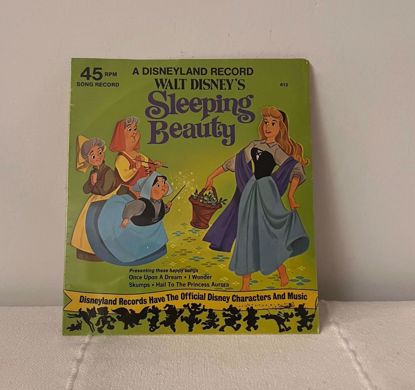 Picture of اسطوانه صغيره الاميره النايمه انجليزي