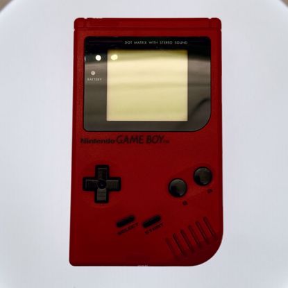 صورة         GAMEBOY RED.      