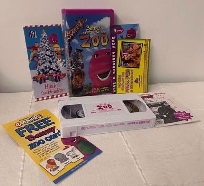 Picture of شريط فيديو بارني + بروشورات 