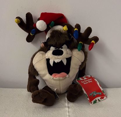 Picture of تاز لعبه قطنيه ١٩٩٩ مع التاق 