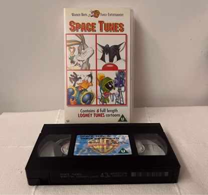Picture of شريط فيديو لوني تونز space tunes