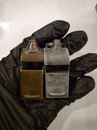 صورة للبيع صفارتين قدم