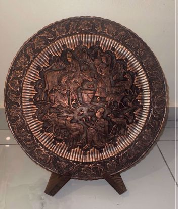 Picture of صحن بحجم كبير من النحاس صناعه ايرانيه نقش يدوي