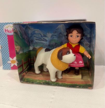 Picture of Heidi مجسم هايدي و برنارد ٢٠١٦