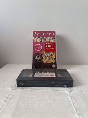 Picture of فرندز الجزء ٩ الحلقات ١٣-١٦ 