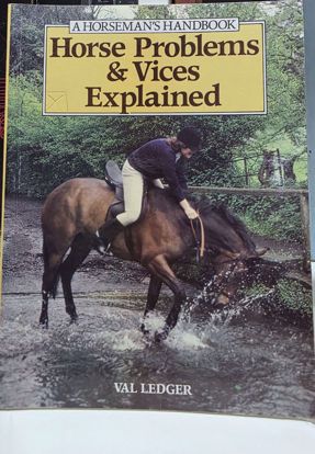 صورة كتاب تعليمي عن الخيل 
