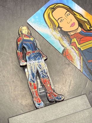 صورة دبوس FiGPiN رسمي يجسد شخصية  Carol